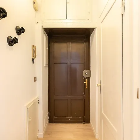 Apartment Alessia's Flat Crocetta M3 *