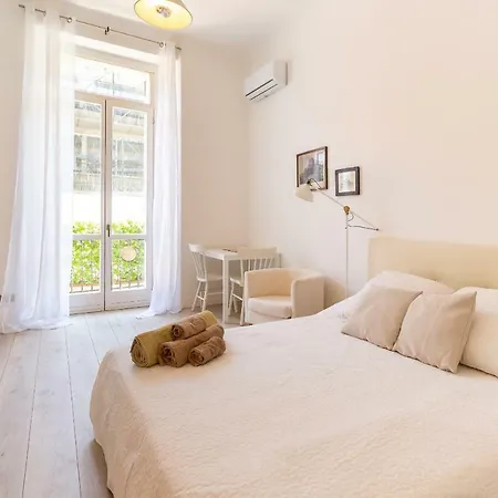 Alessia's Flat Crocetta M3 Apartment Milan