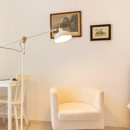 Alessia's Flat Crocetta M3 Apartment